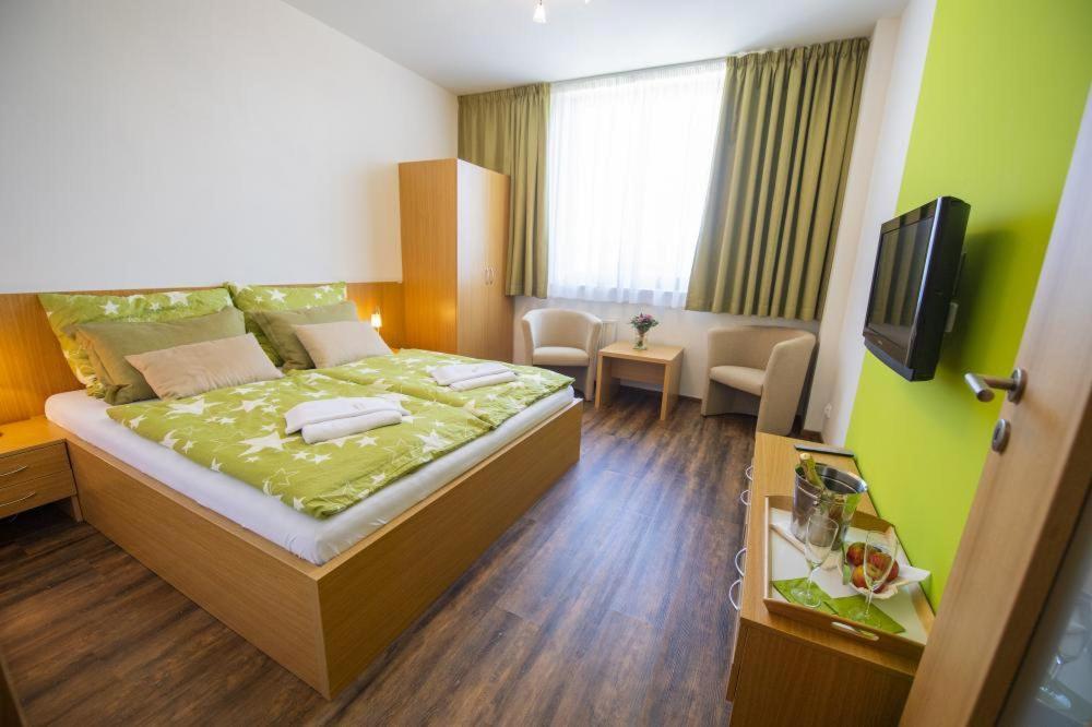 Hotel Berounka Hrebecniky Dış mekan fotoğraf