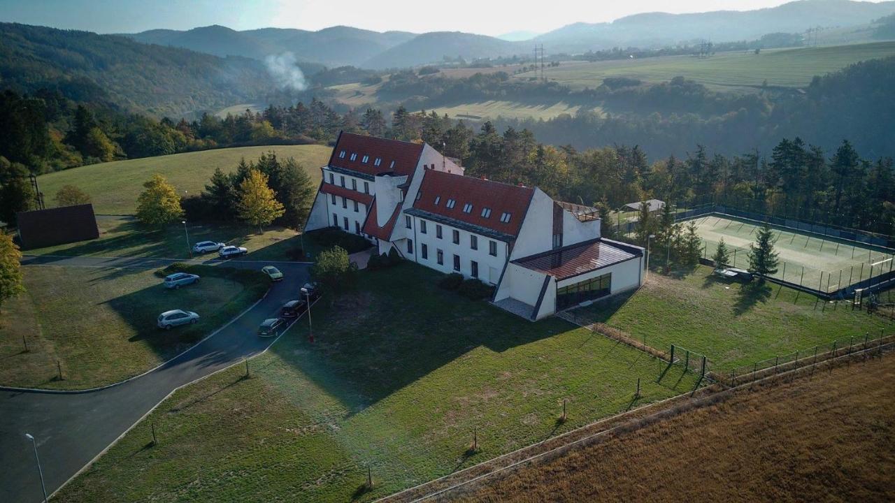 Hotel Berounka Hrebecniky Dış mekan fotoğraf