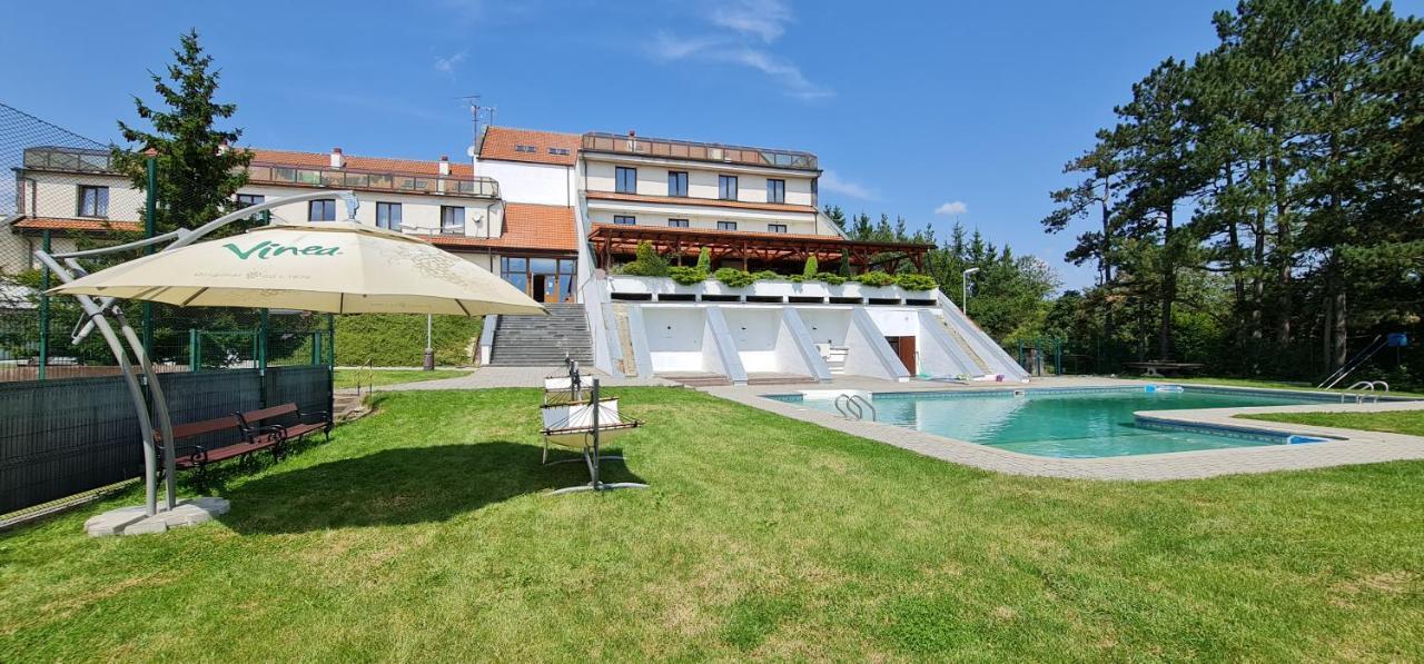 Hotel Berounka Hrebecniky Dış mekan fotoğraf