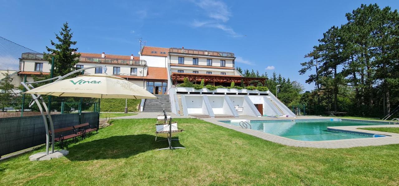 Hotel Berounka Hrebecniky Dış mekan fotoğraf